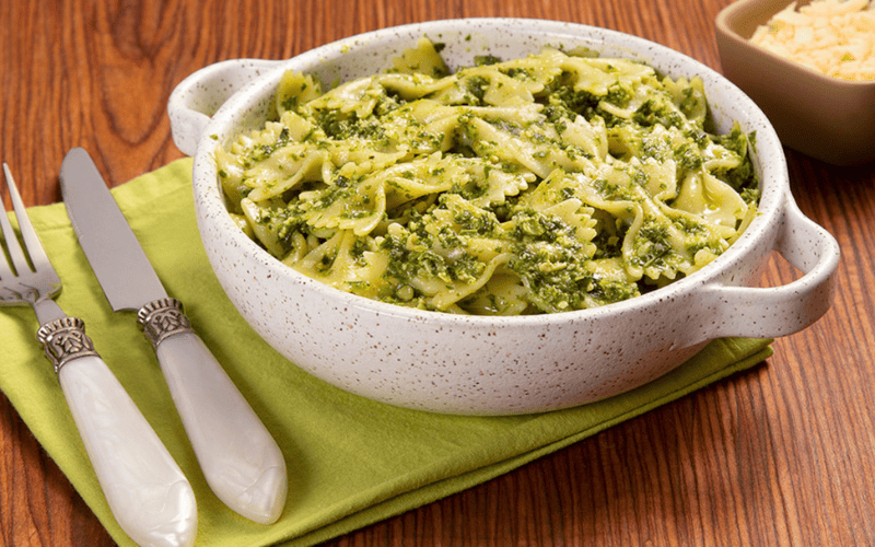 Macarrão com Molho Pesto
